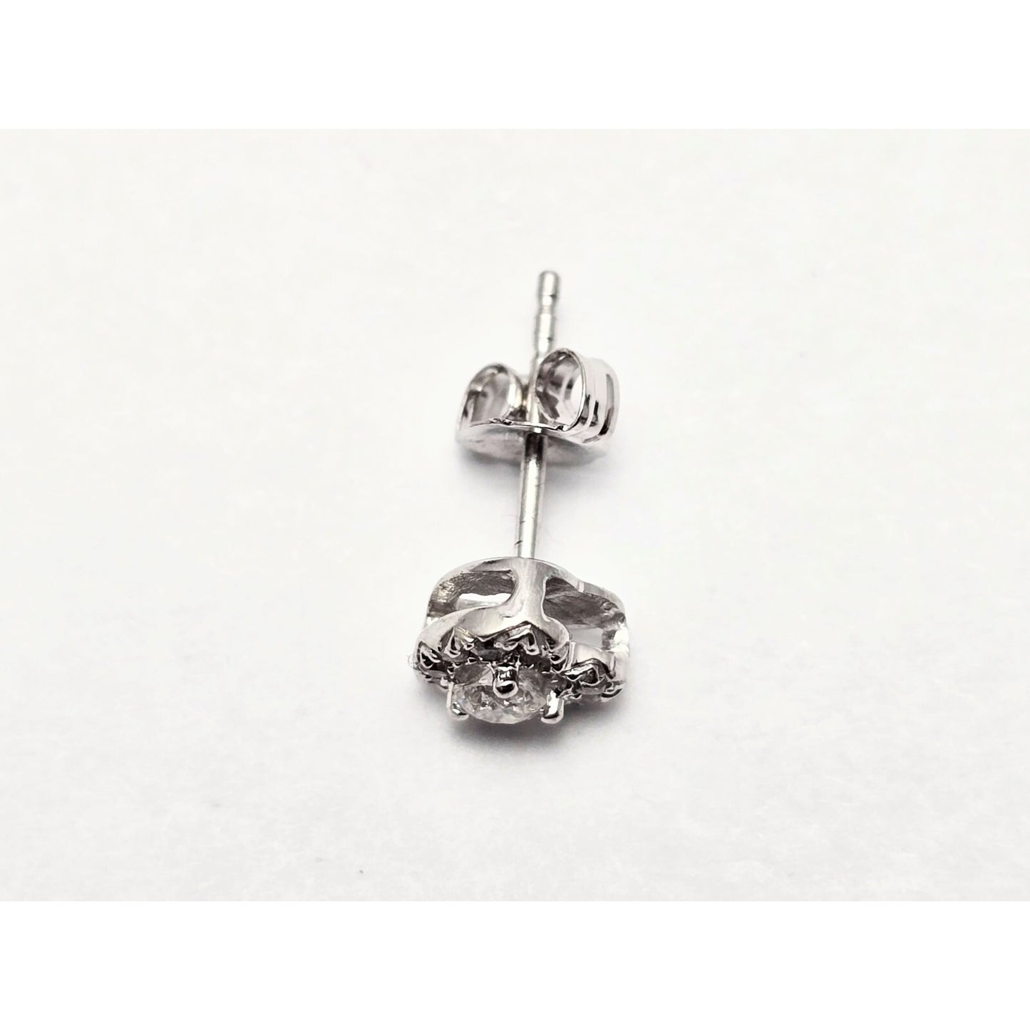 Single 10K White Gold Heart Shaped Round Cut Diamond Stud Earring
