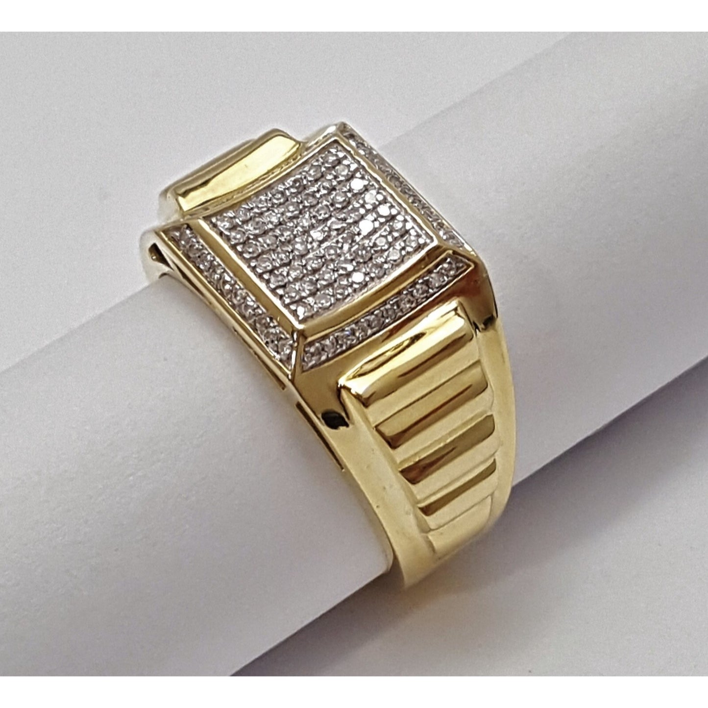 10K Yellow Gold Diamond Men's Ring