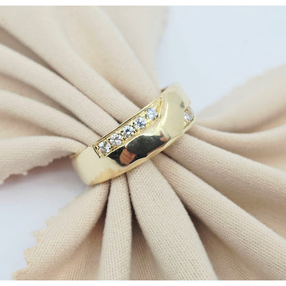 14K Yellow Gold Round CZ Wedding Band Ring