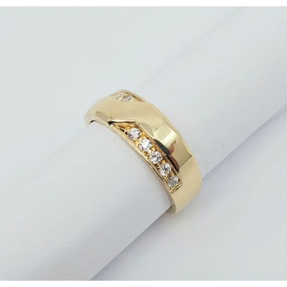 14K Yellow Gold Round CZ Wedding Band Ring