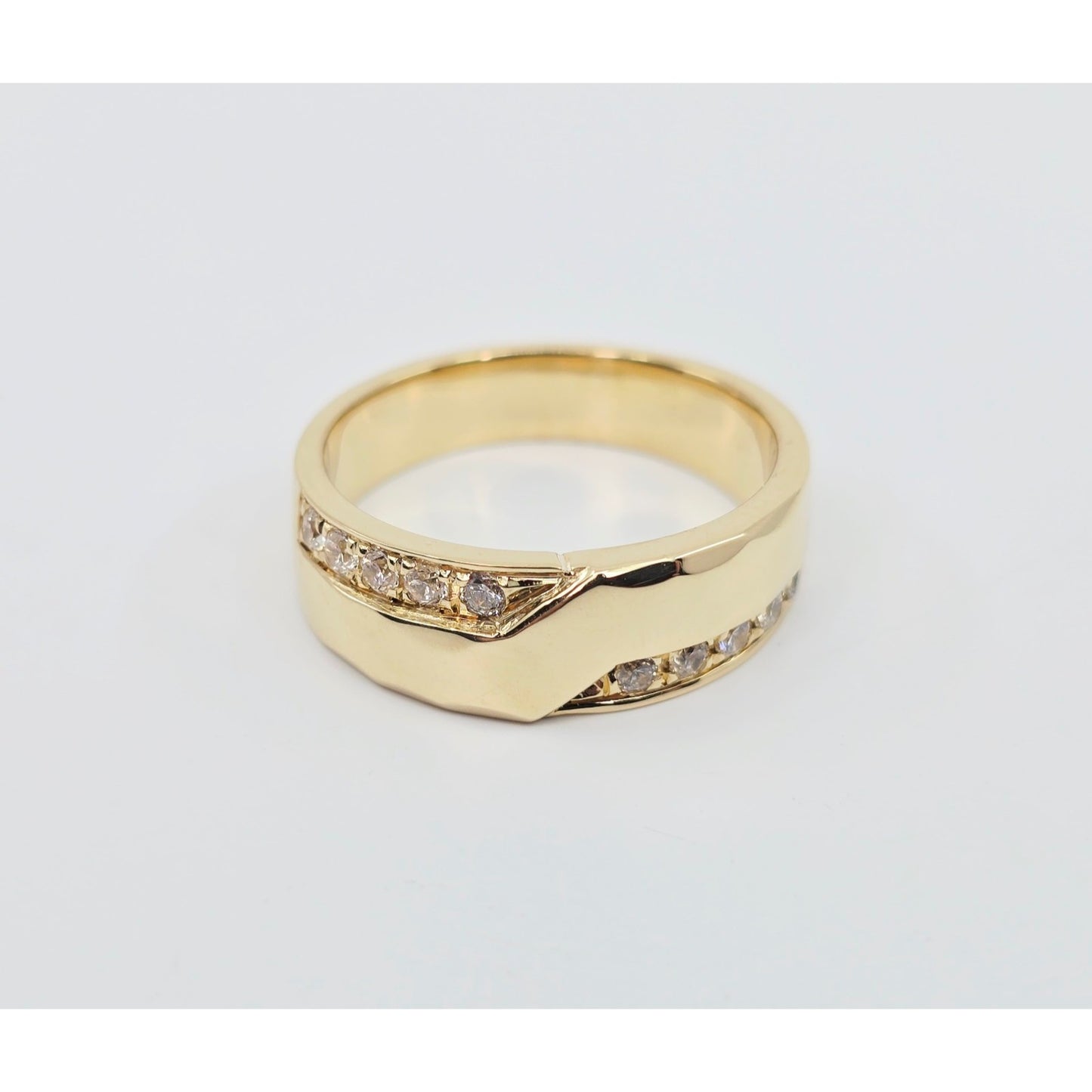 14K Yellow Gold Round CZ Wedding Band Ring
