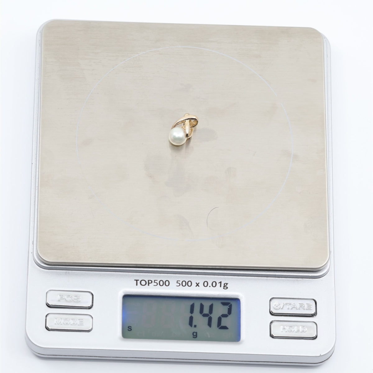 14K Yellow Gold Crossover Loop Design Pearl Charm Pendant