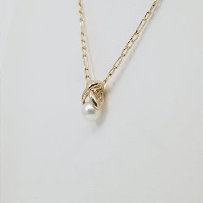 14K Yellow Gold Crossover Loop Design Pearl Charm Pendant