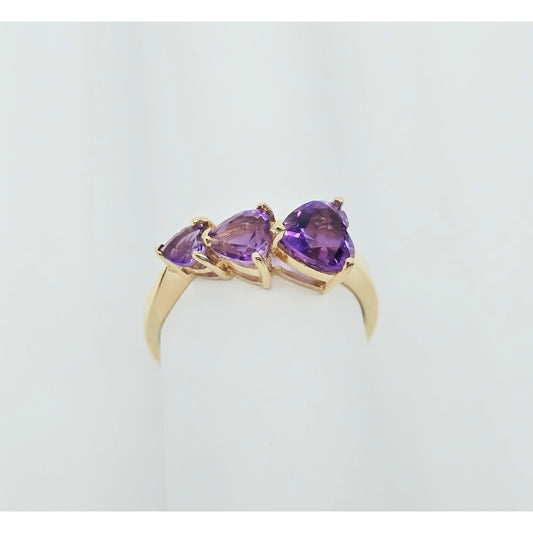 10K Yellow Gold Graduated Heart Shaped Amethyst Ring
