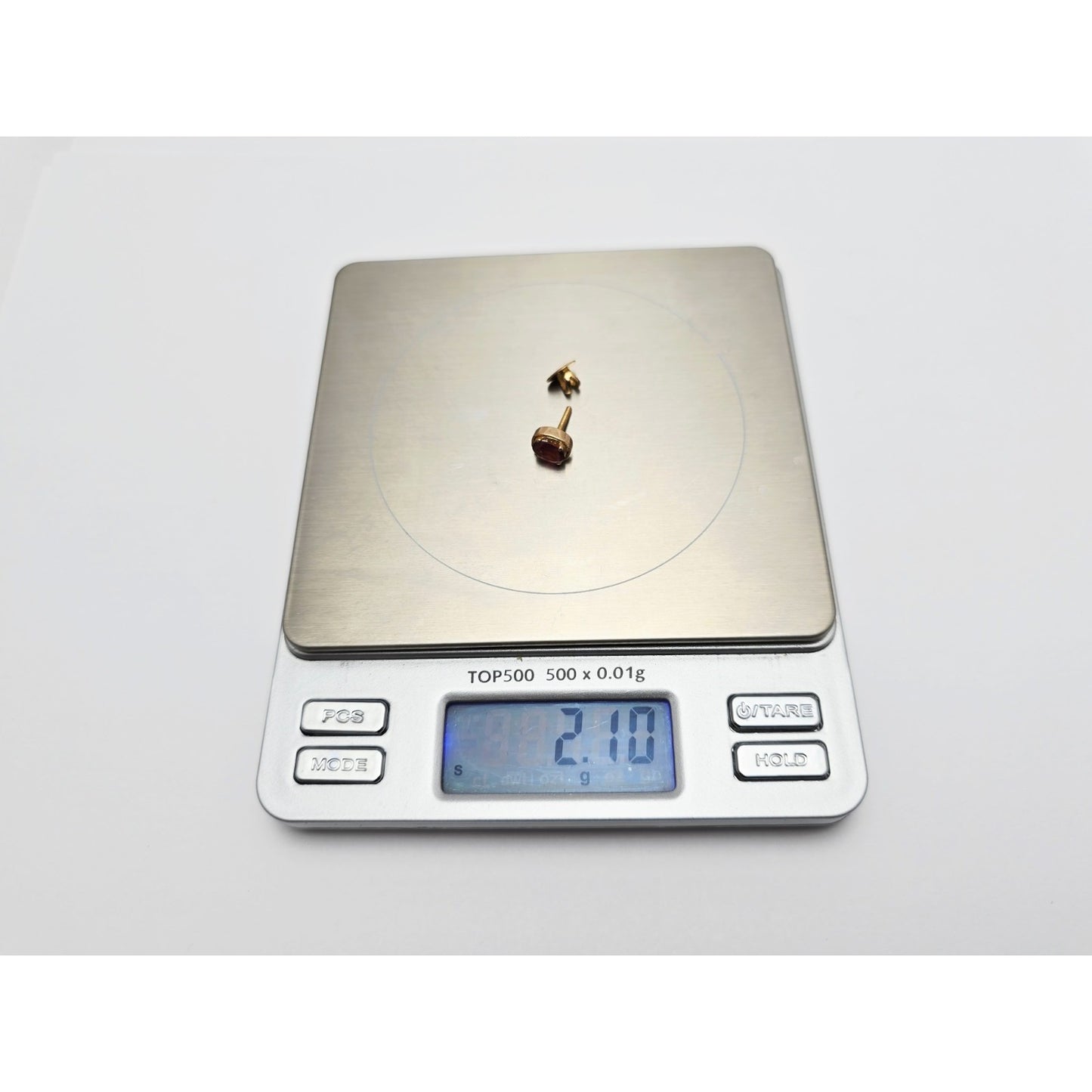 Single 21K Yellow Gold Oval Shaped Tourmaline Stud Earring