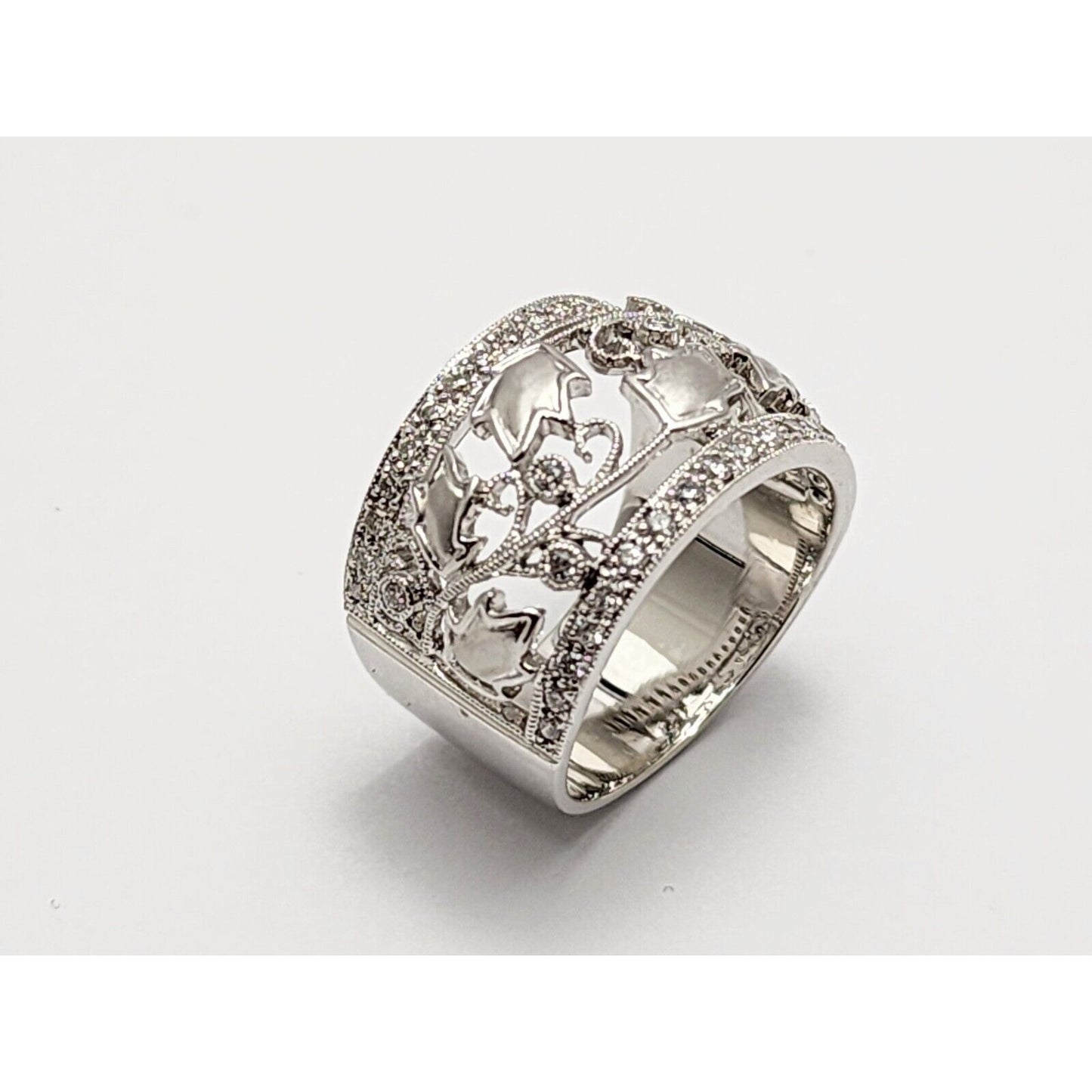 14K White Gold Round Diamond Wide Band Floral Leaves Ring