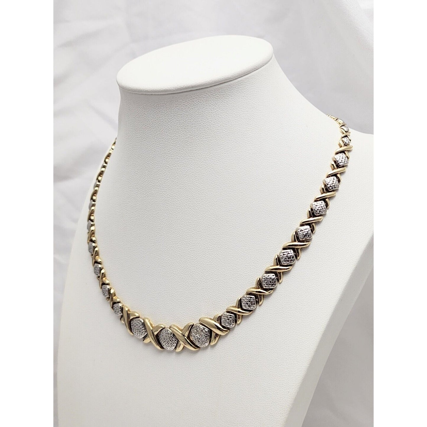 10K Two Tone Gold Diamond Cut XOXO Choker Link Chain Necklace