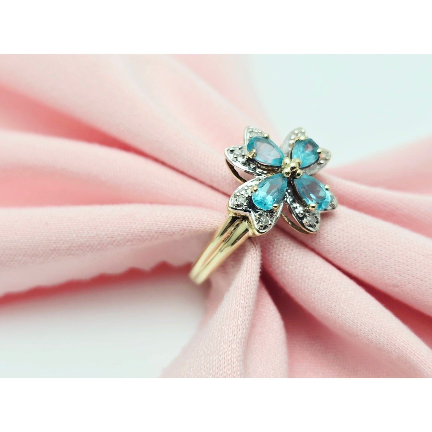 10K Two Tone Gold Green Quartz & Diamond Flower Ring