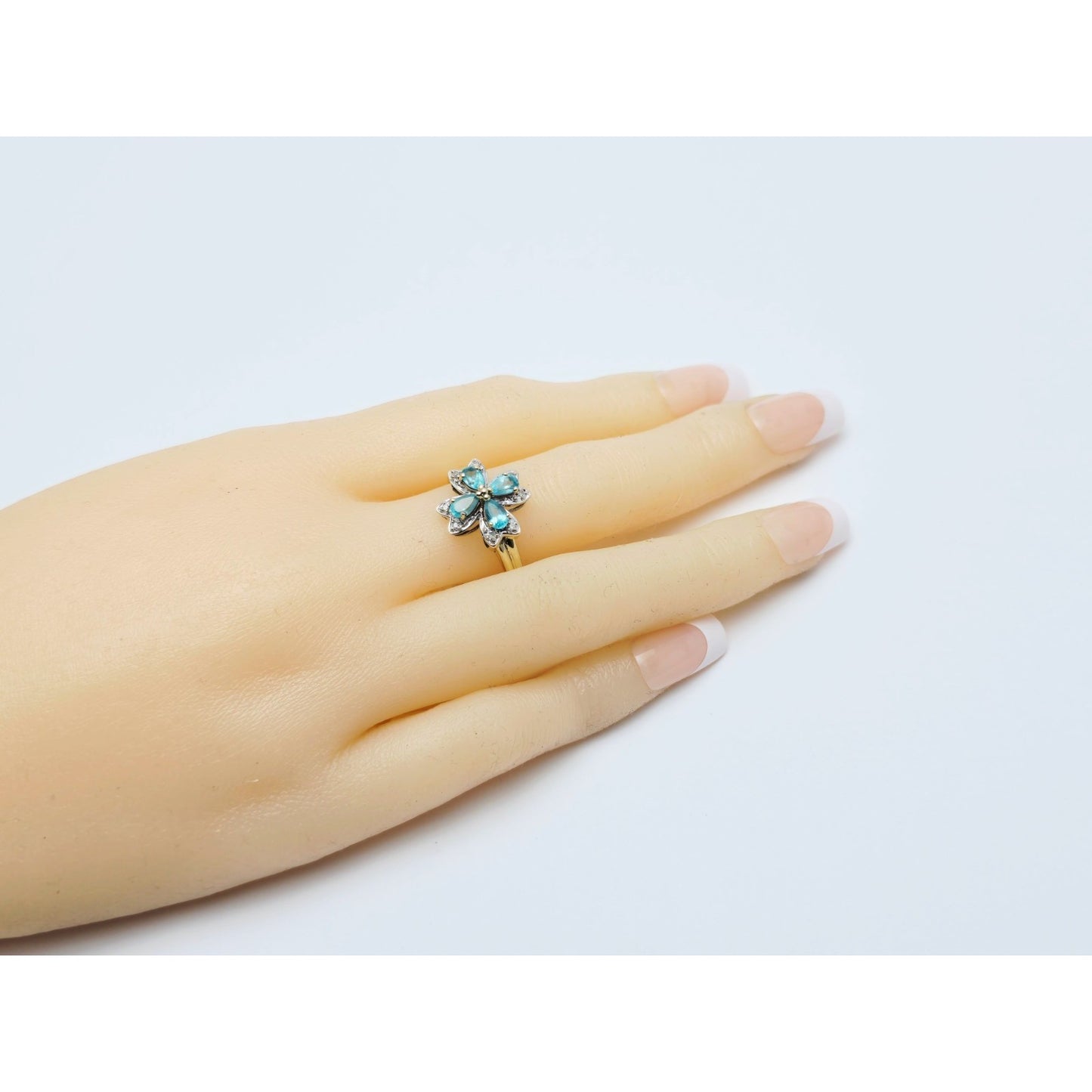 10K Two Tone Gold Green Quartz & Diamond Flower Ring