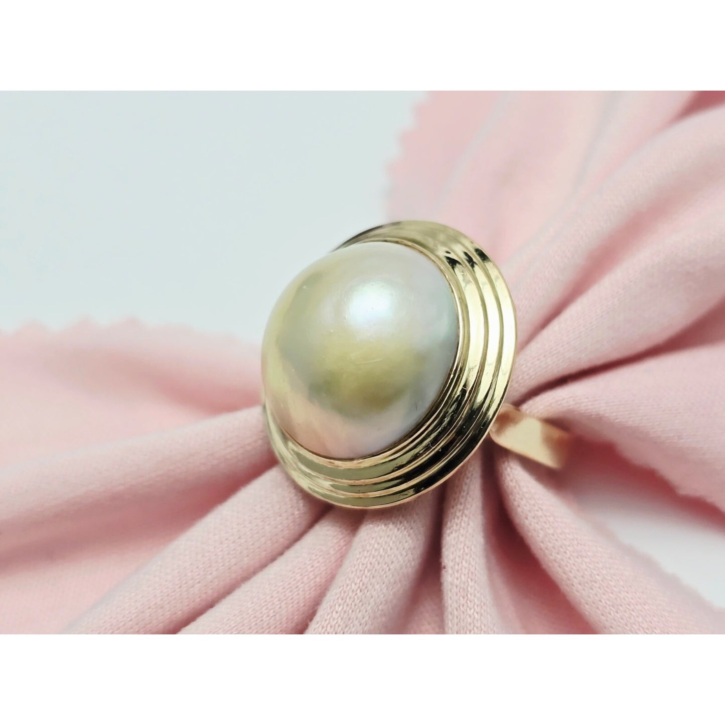 14K Yellow Gold Mabe Pearl Ring