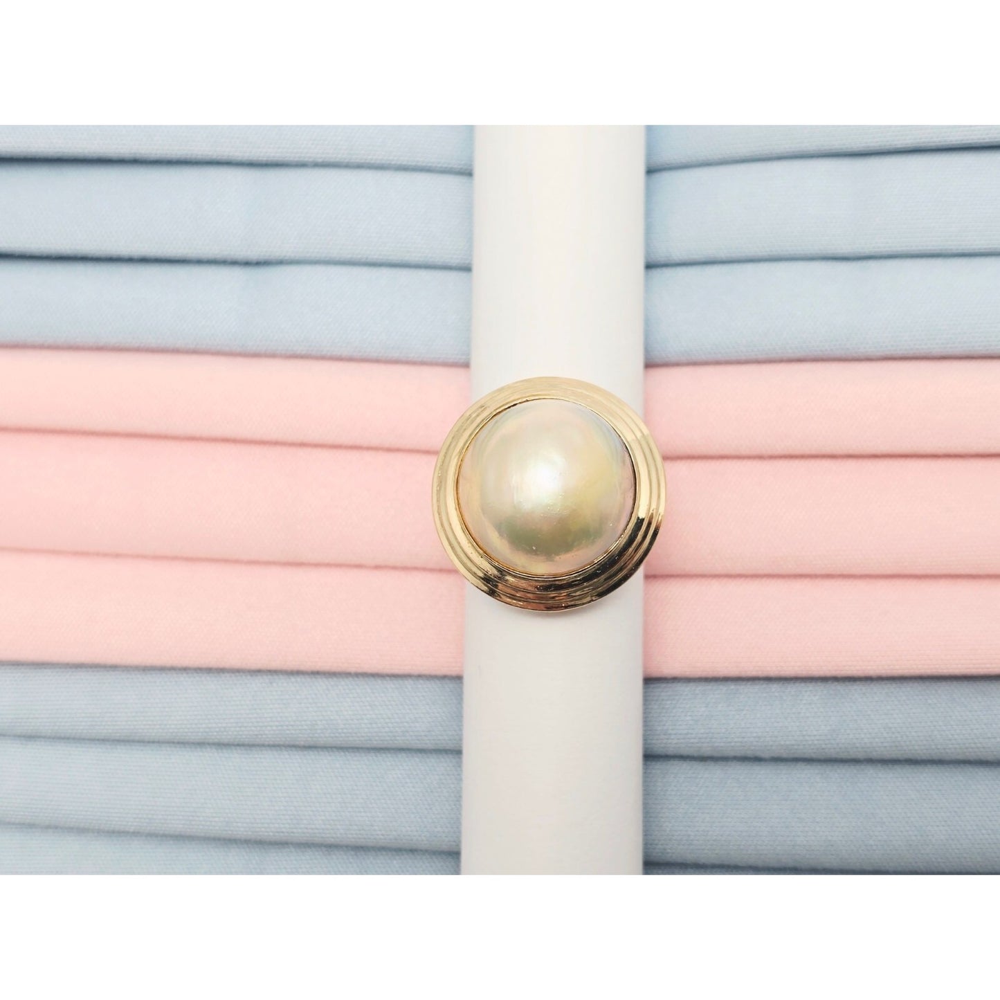 14K Yellow Gold Mabe Pearl Ring