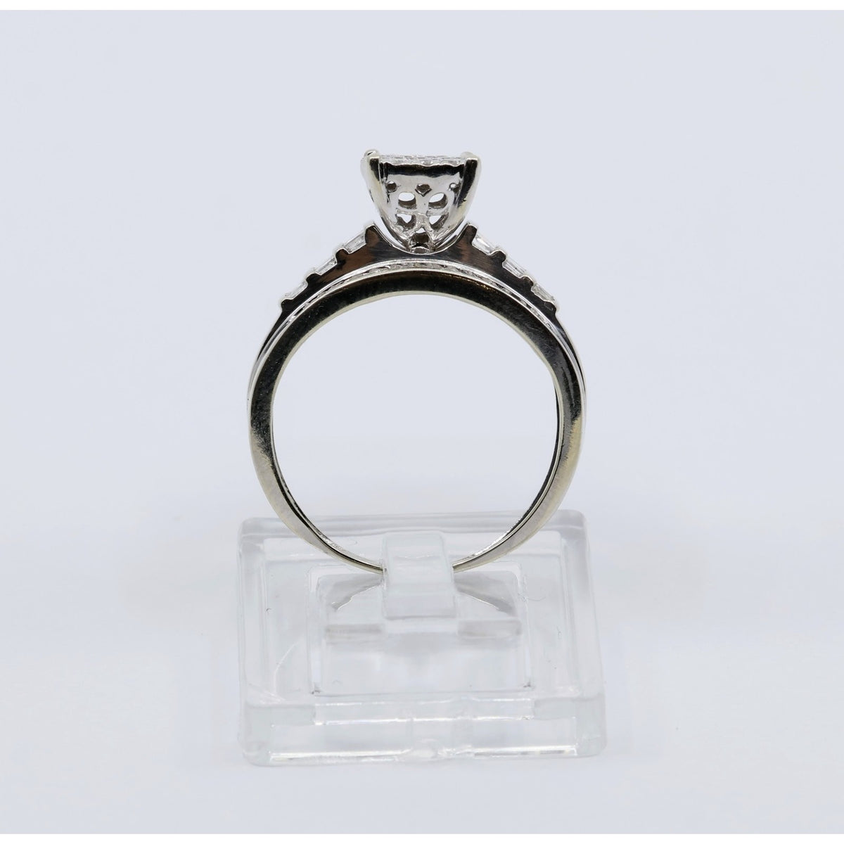 10K White Gold Round & Baguette Diamond Cluster Bridal Wedding Ring