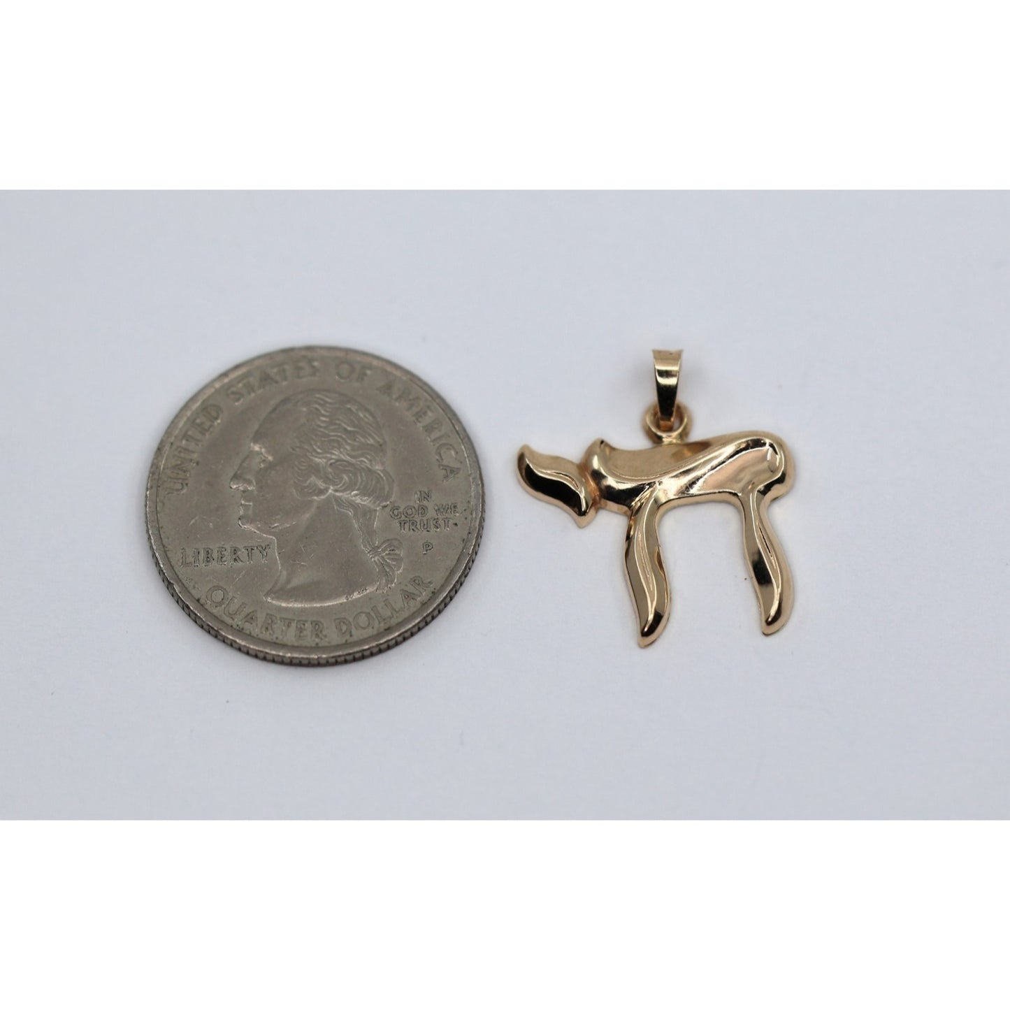 14K Yellow Gold Religious Hebrew Letter Jewish Chai Charm Pendant
