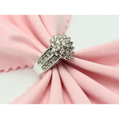 10K White Gold Teardrop Style Diamond Ring