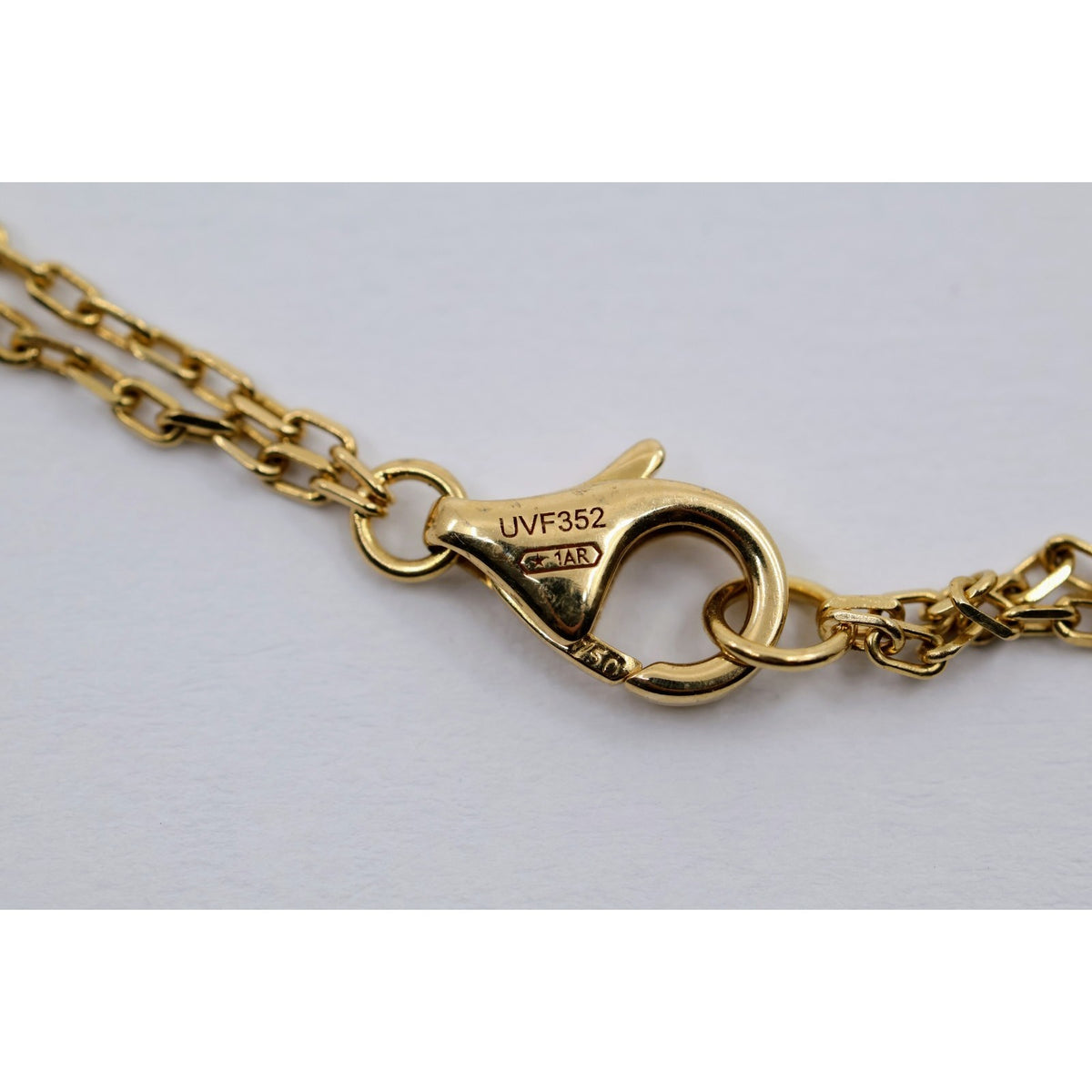 Cartier LOVE 2 Diamond Circle Pendant Necklace 18K Yellow Gold B7219500 w/ Pouch