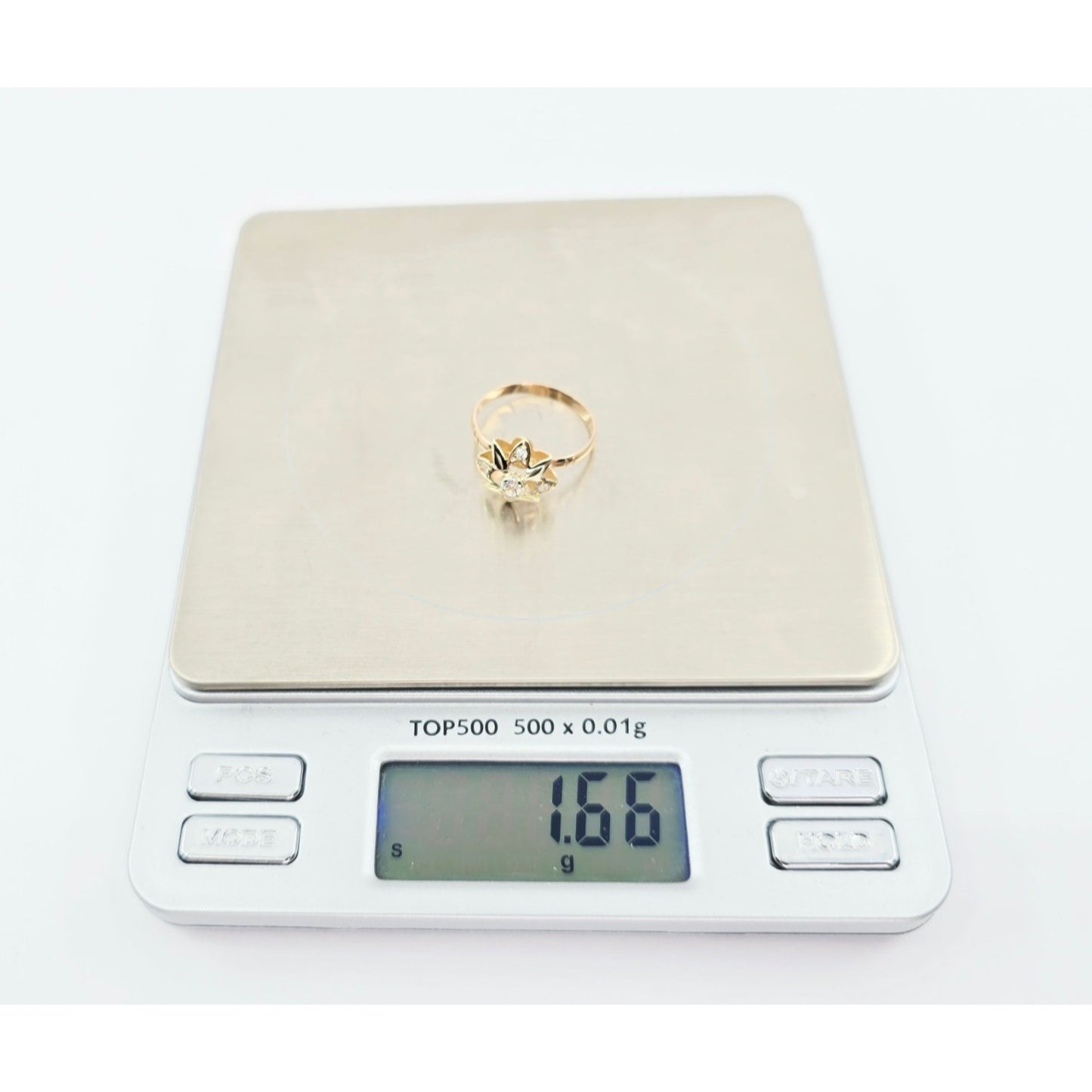 Vintage 14K Two Tone Gold Star Shaped CZ Ring