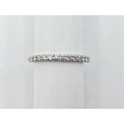 Thin 18K White Gold Single Row Round Cut Diamond Wedding Band Ring