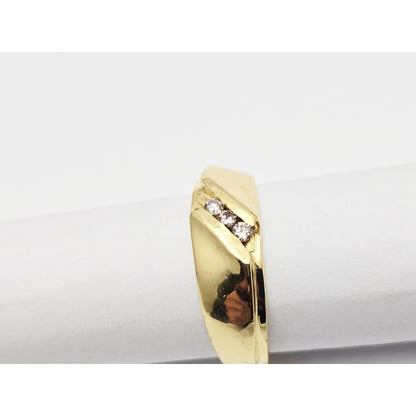 18K Yellow Gold 3 Stone Diamond Band Ring