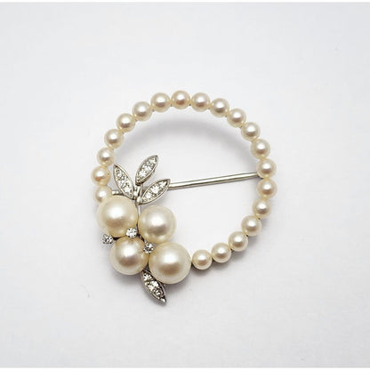 Vintage 14K White Gold Round Pearl & Diamond Brooch Pin