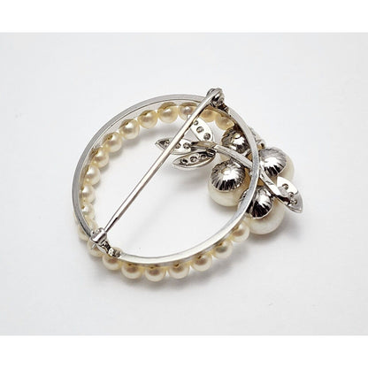 Vintage 14K White Gold Round Pearl & Diamond Brooch Pin