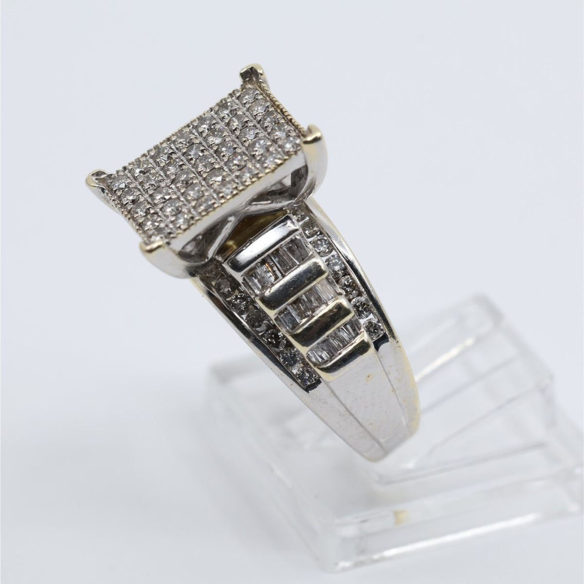 10K White Gold Round & Baguette Diamond Ring