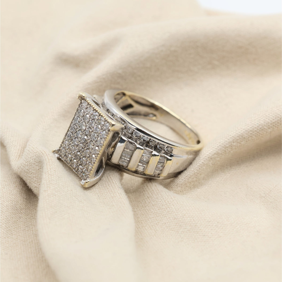 10K White Gold Round & Baguette Diamond Ring