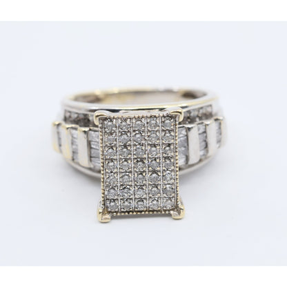 10K White Gold Round & Baguette Diamond Ring