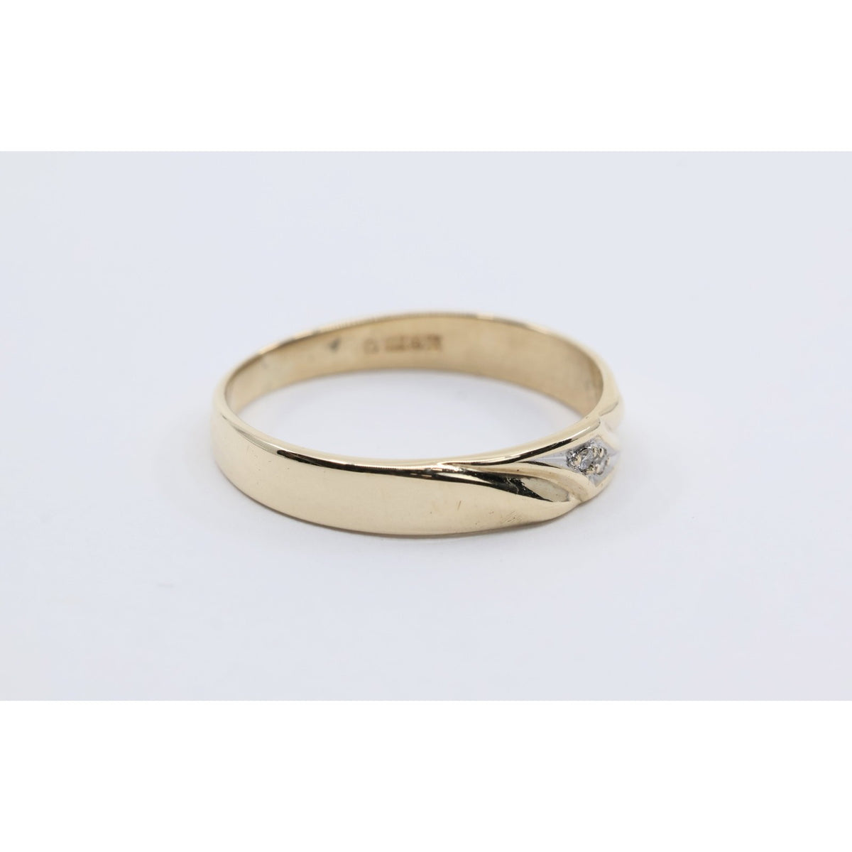10K Yellow Gold Polished Diamond Wedding Band Ring
