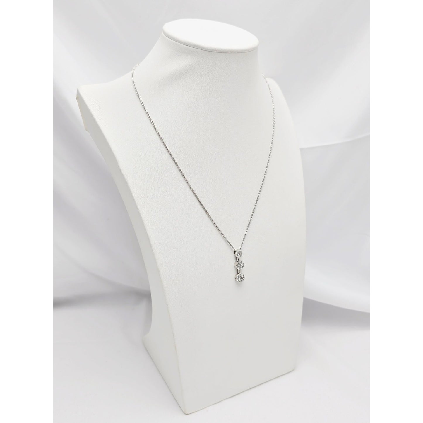 14K White Gold Mesh Link Chain Necklace & Triple Diamond Round Charm Pendant