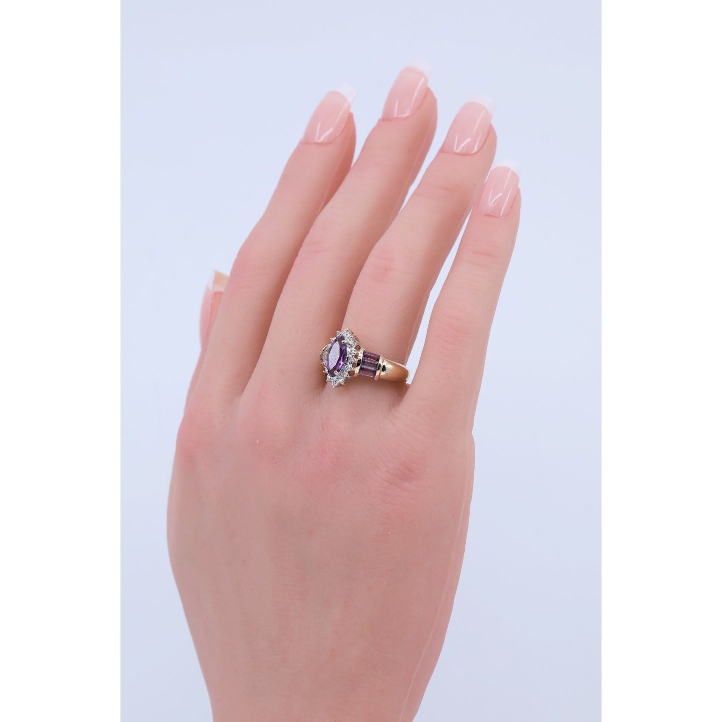10K Yellow Gold Amethyst & Diamond Ring