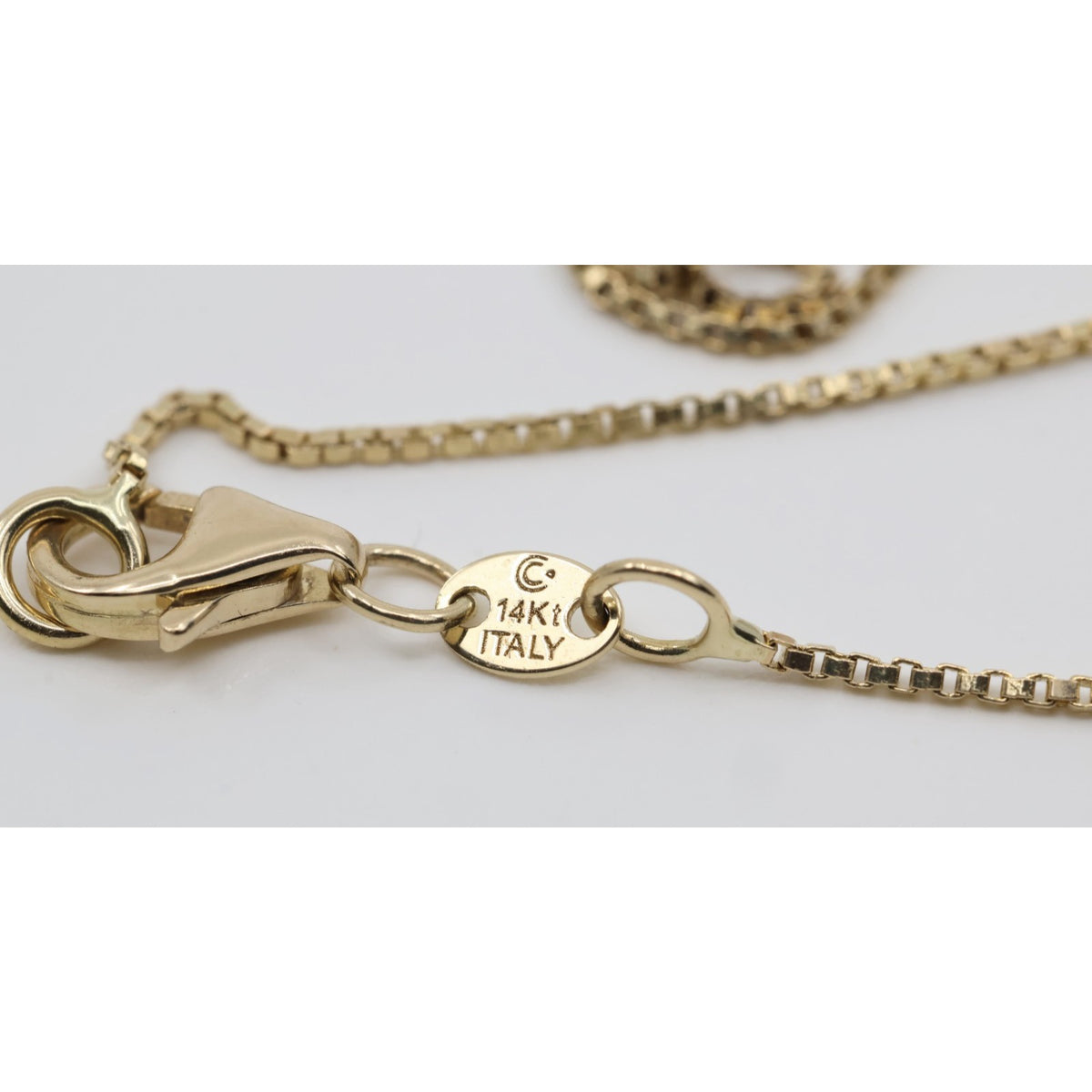 14K Yellow Gold Box Link Chain Necklace