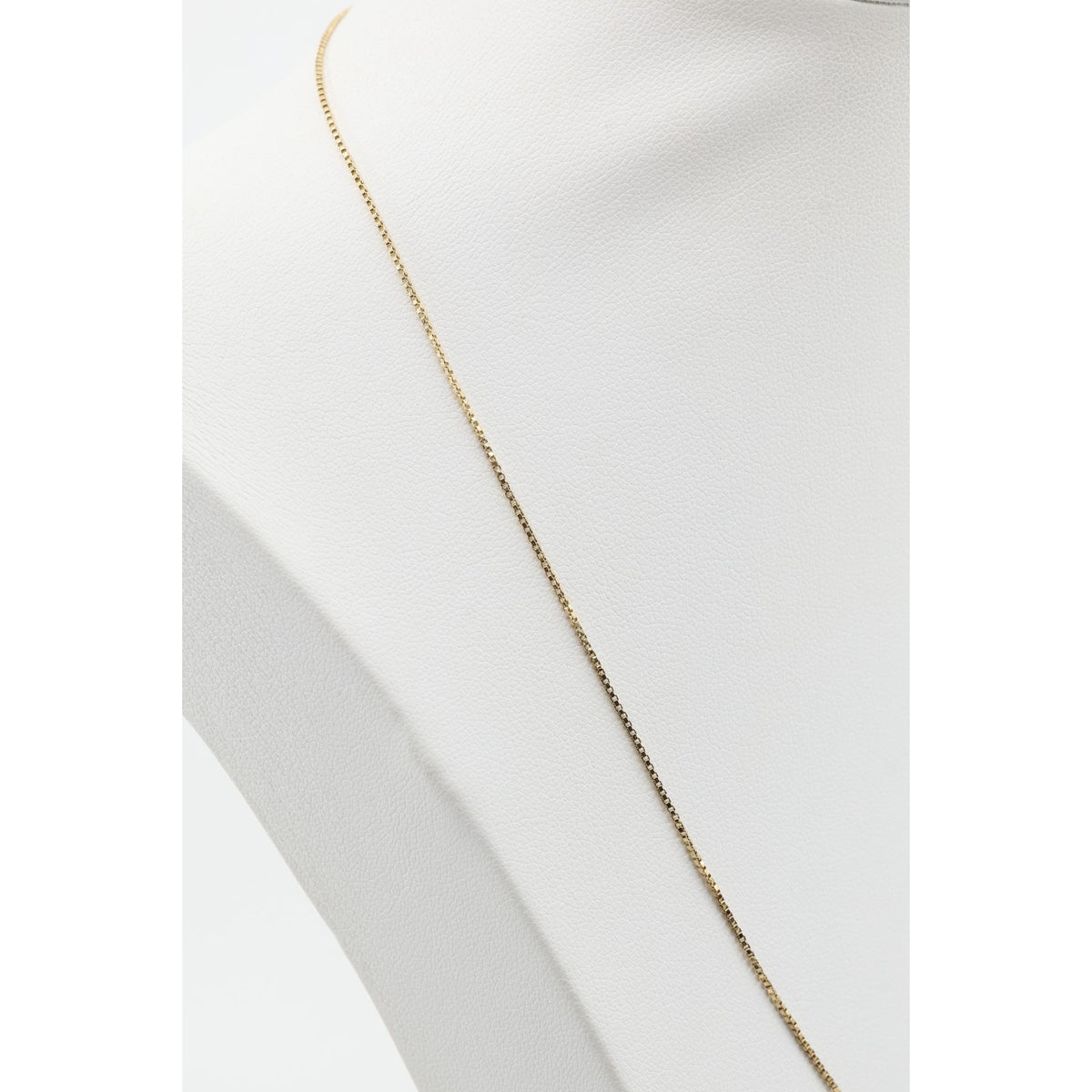 14K Yellow Gold Box Link Chain Necklace