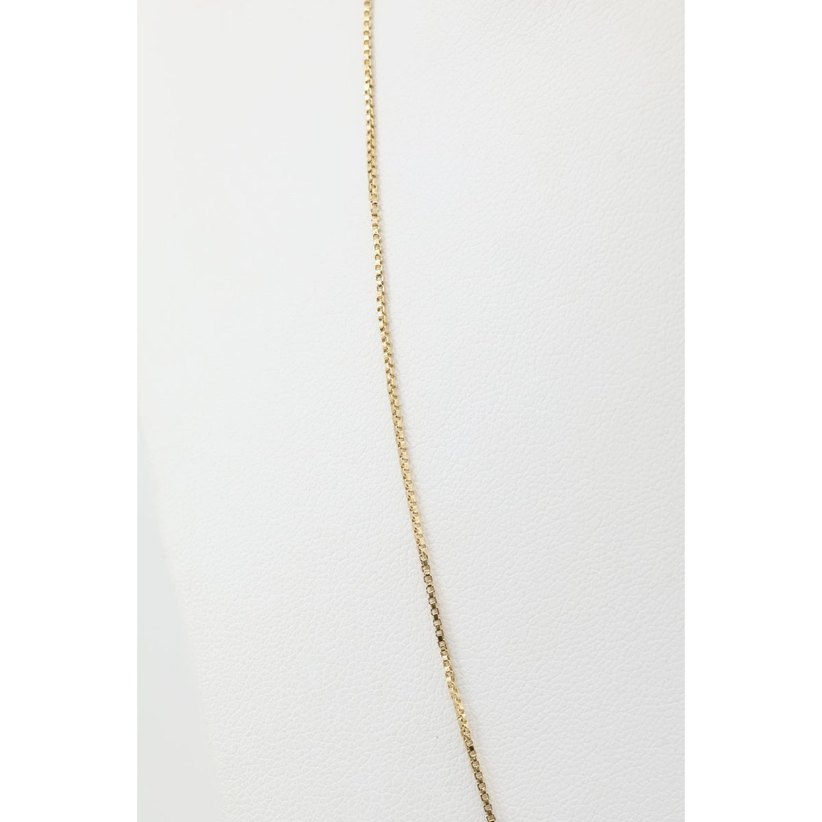 14K Yellow Gold Box Link Chain Necklace
