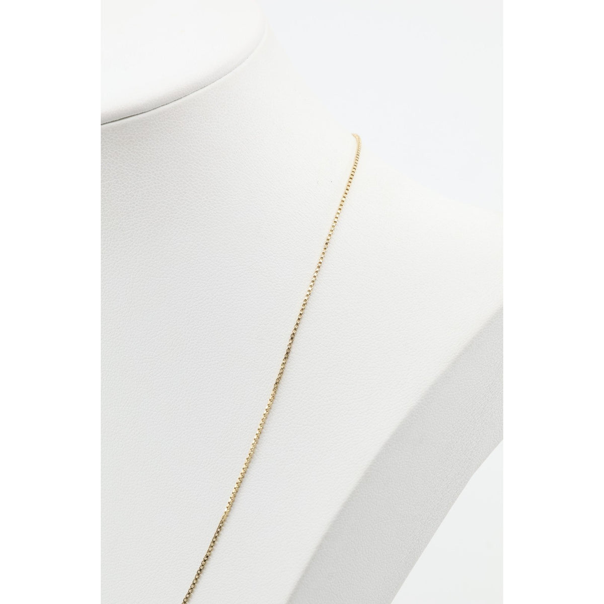 14K Yellow Gold Box Link Chain Necklace