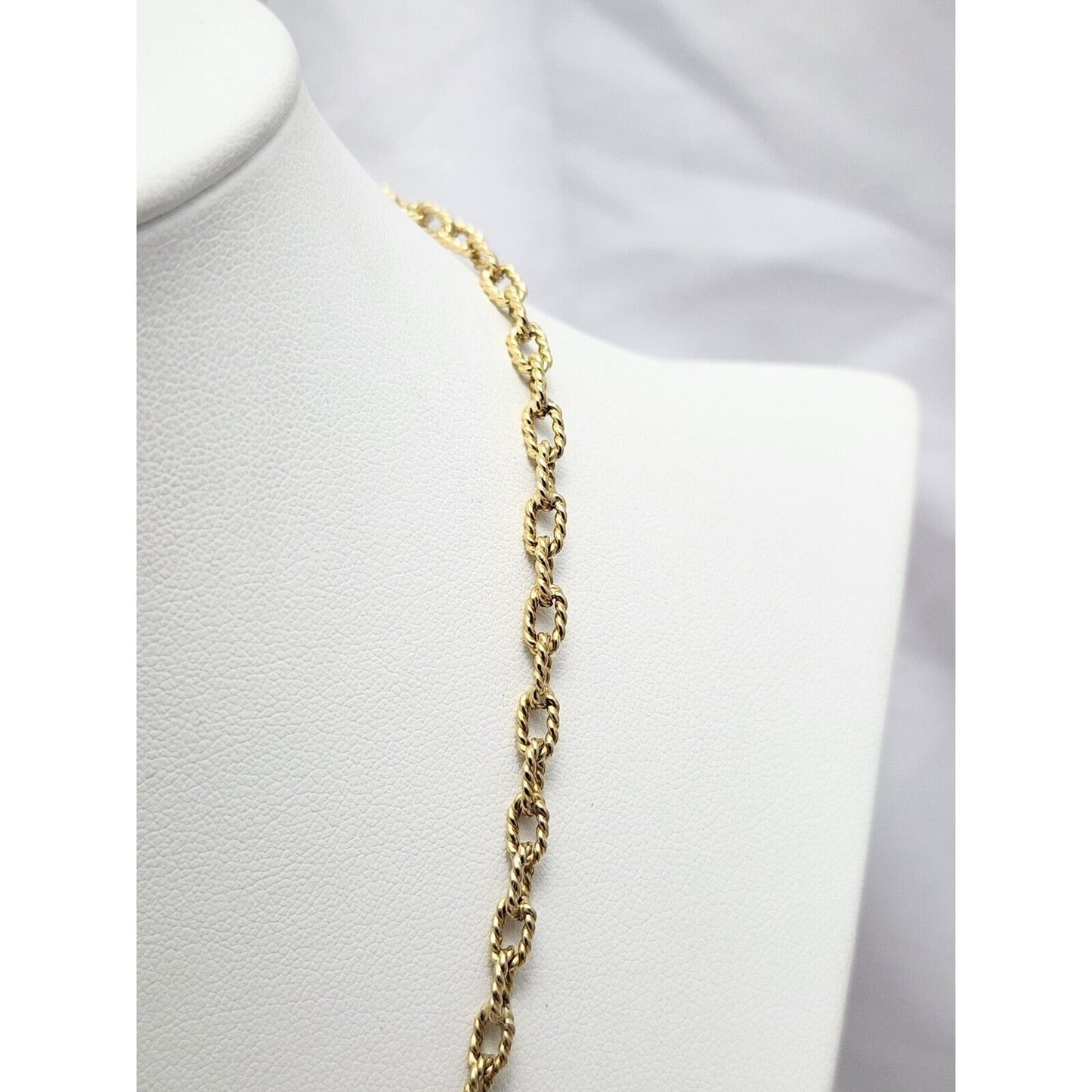 18K Yellow Gold Textured Twist Cable Link Chain Necklace