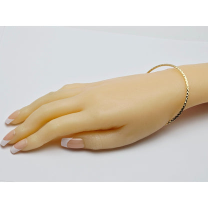 17K Yellow Gold Diamond Cut Bangle Bracelet