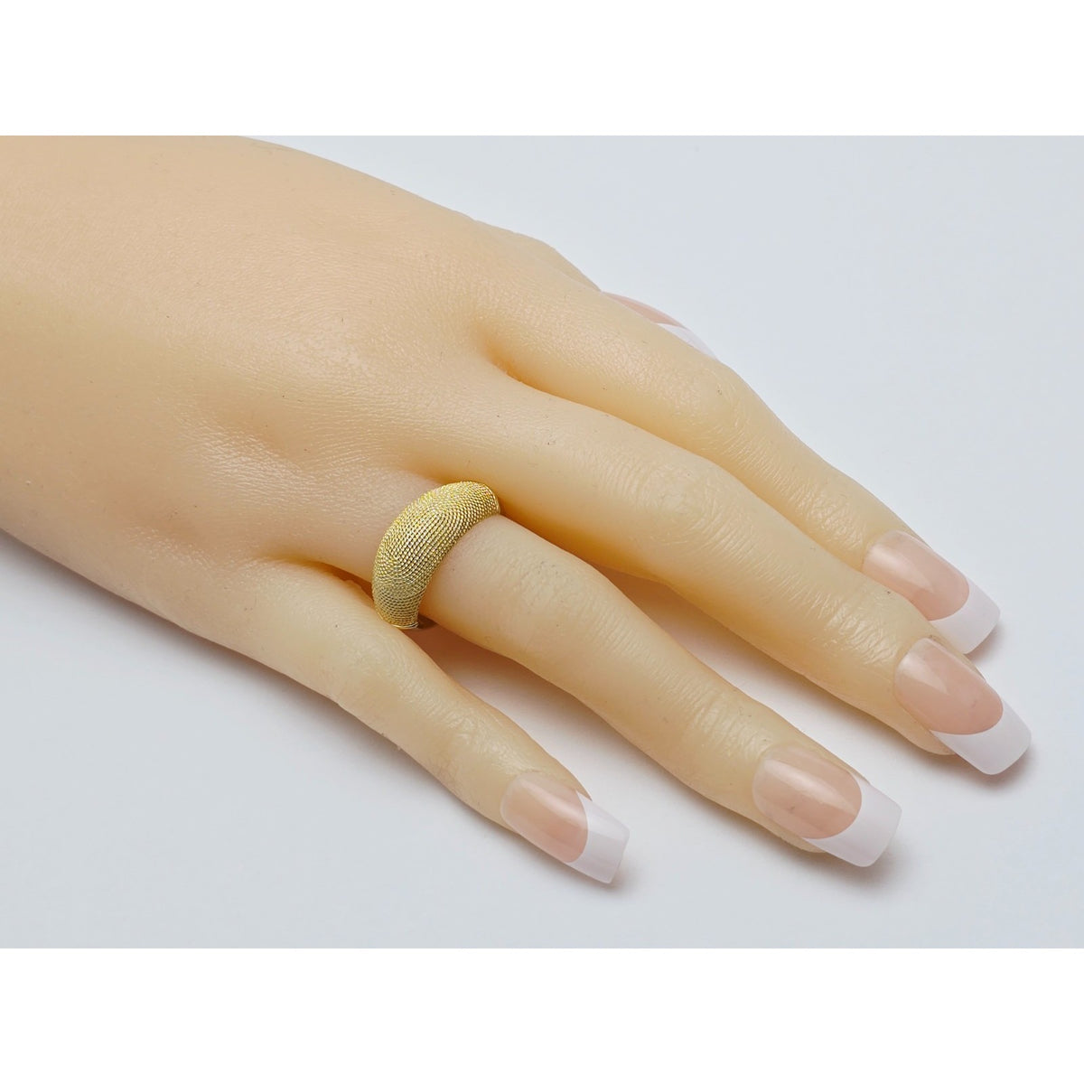 14K Yellow Gold Granulated Domed Mesh Filigree Ring