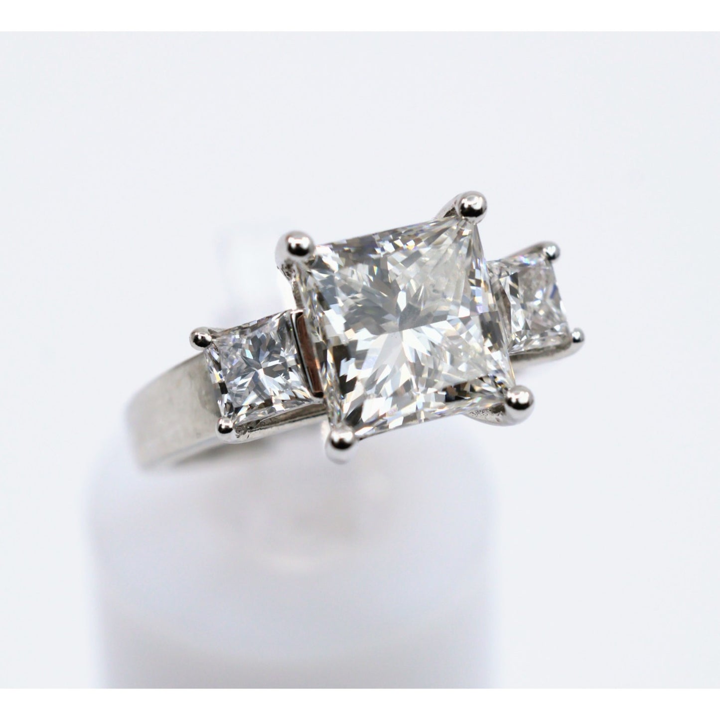 IGI 4.02ct Princess Lab Grown Diamond 3 Stone Ring 10K White Gold F VS1 Size 6.5