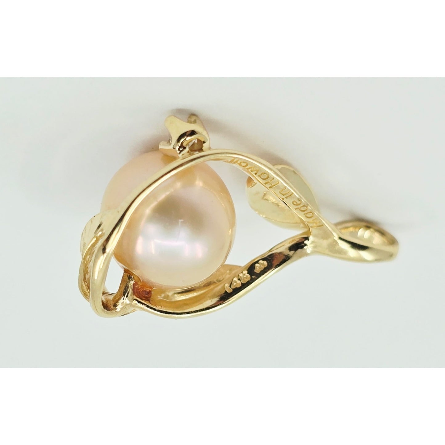 14K Yellow Gold Pearl & Round Diamond Charm Pendant