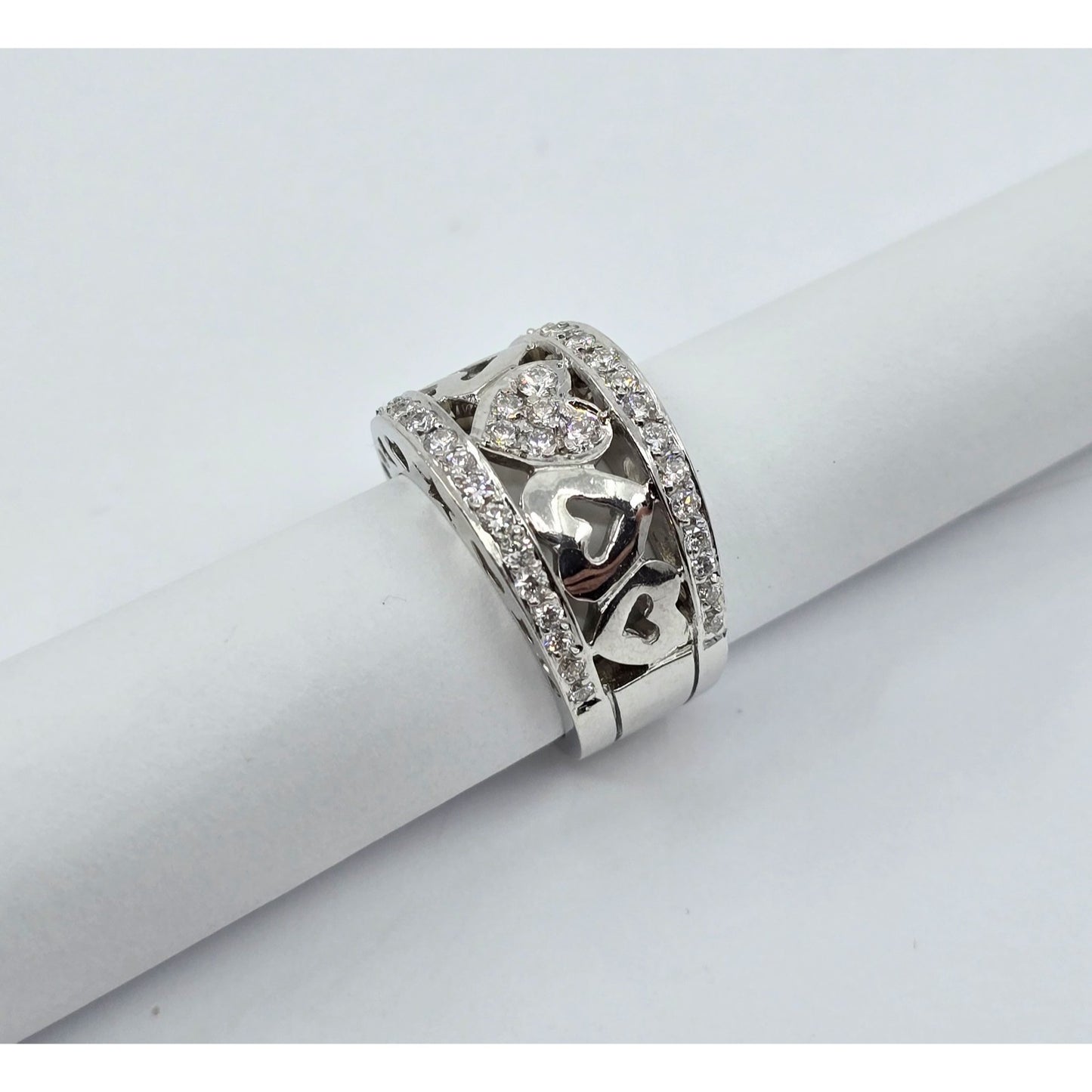 18K White Gold Diamond Wide Band Multi Heart Ring