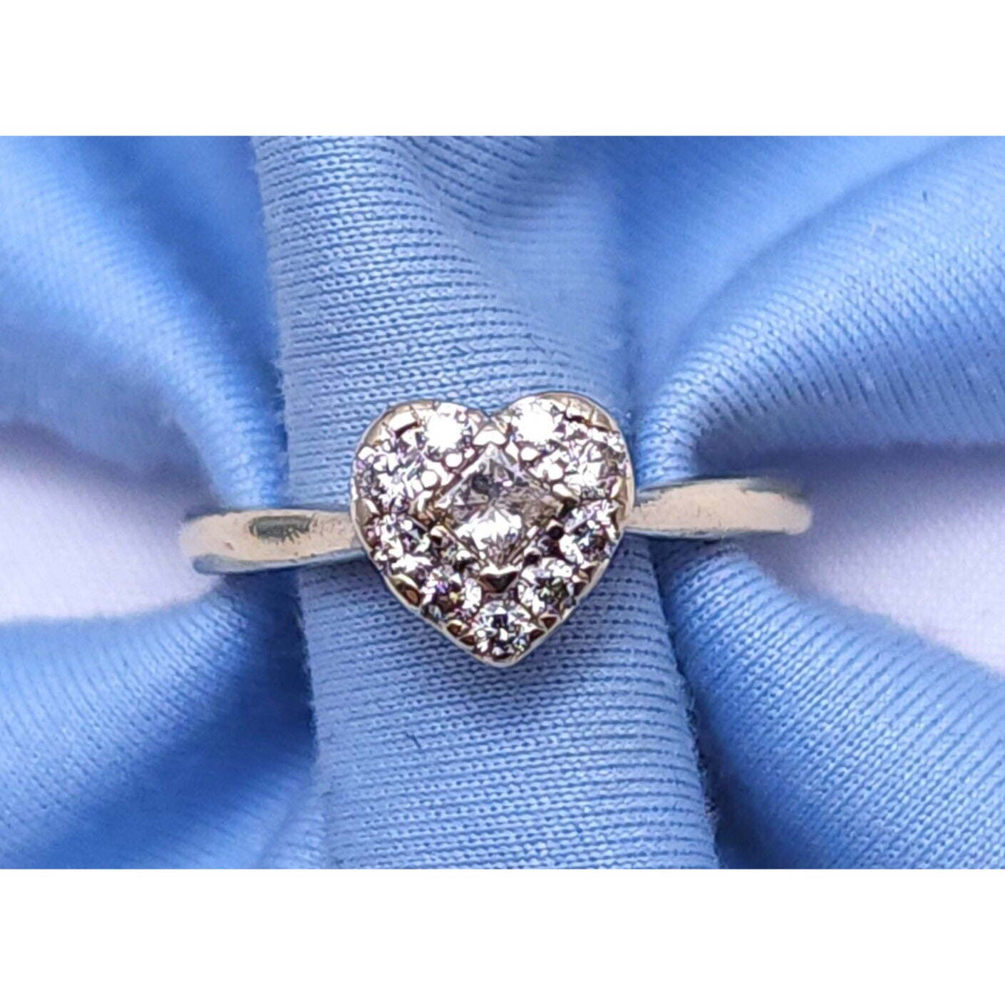 14K White Gold Diamond Heart Ring