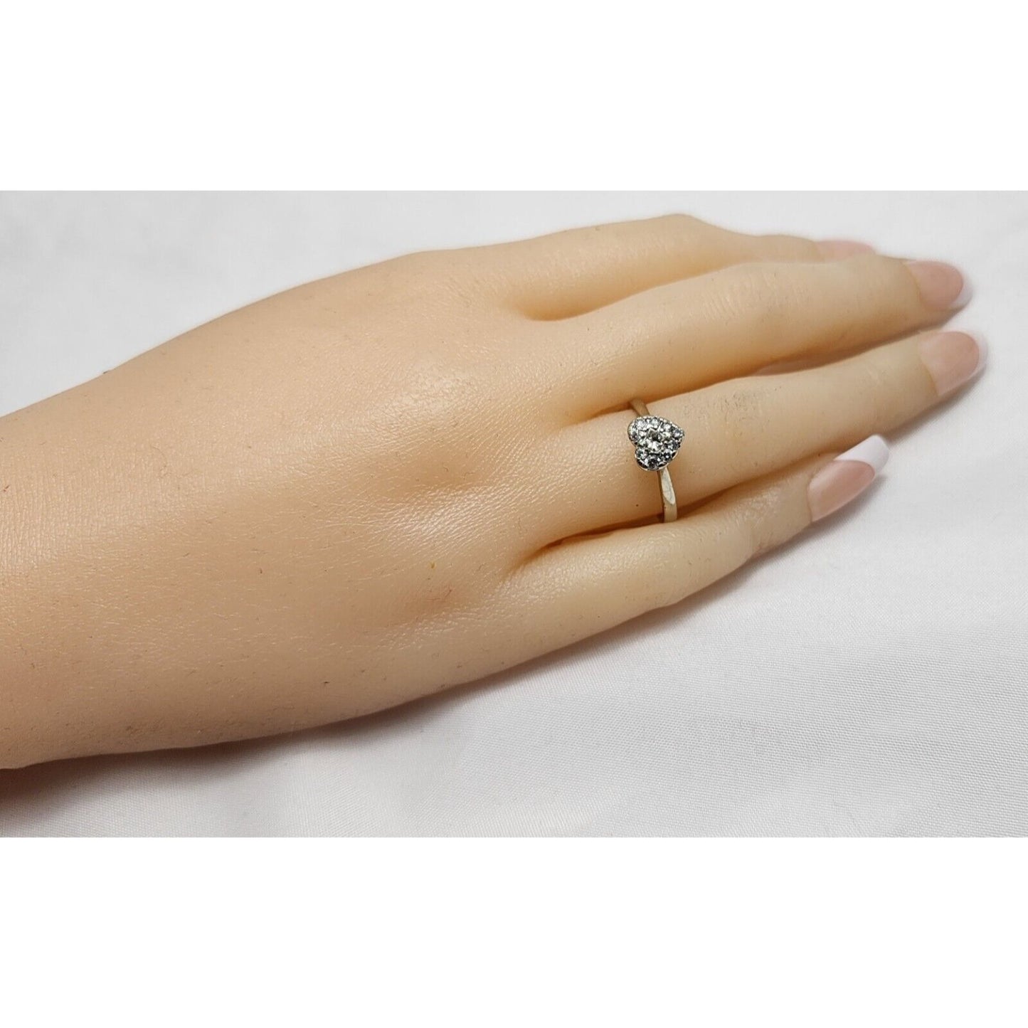 14K White Gold Diamond Heart Ring