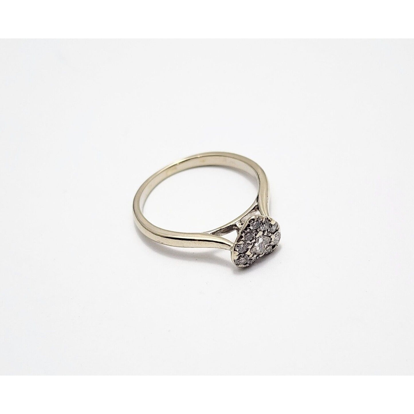 14K White Gold Diamond Heart Ring