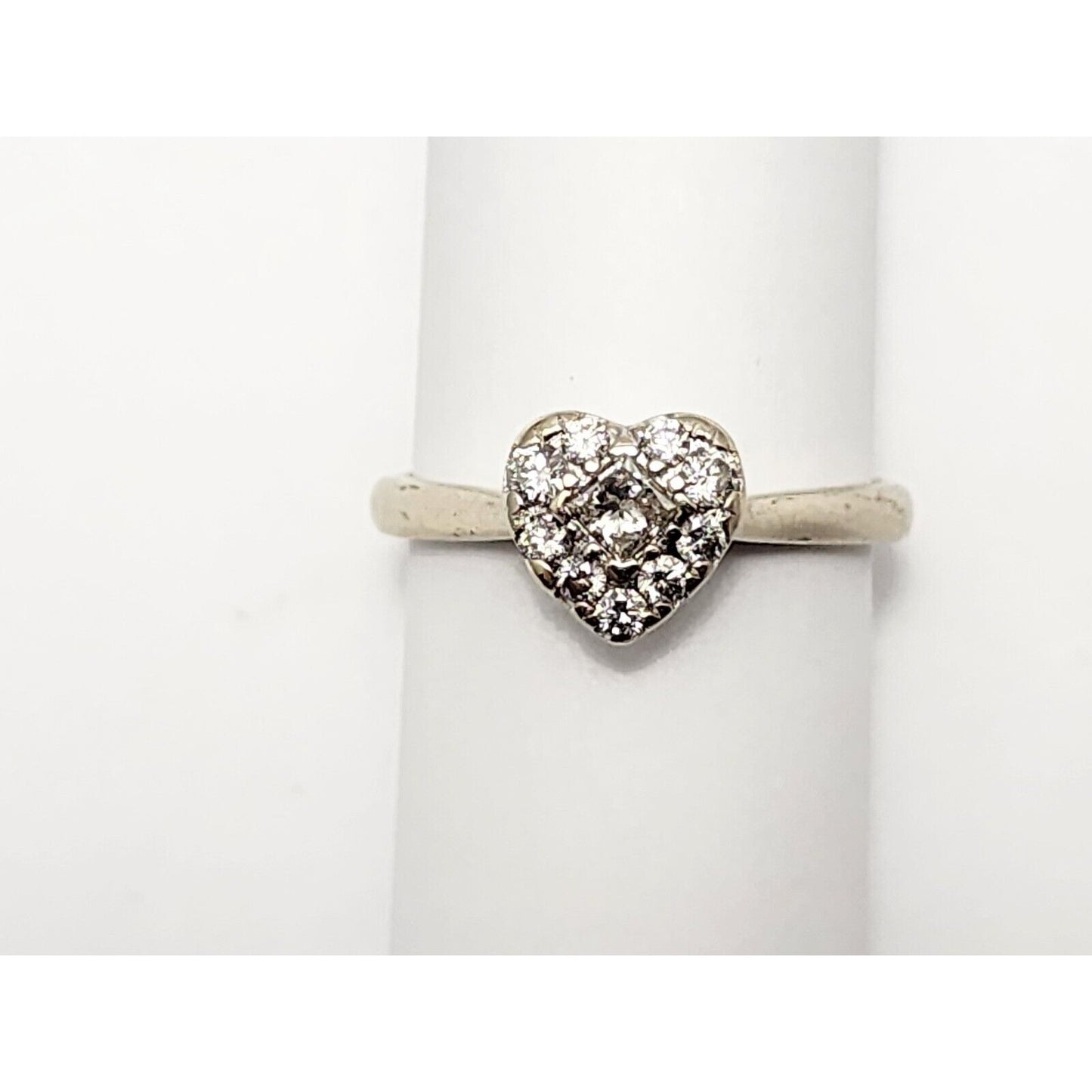 14K White Gold Diamond Heart Ring