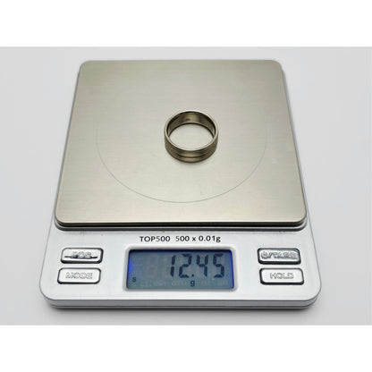 18K White Gold Polished Lined Wedding Band Ring