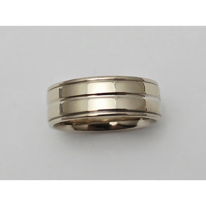 18K White Gold Polished Lined Wedding Band Ring