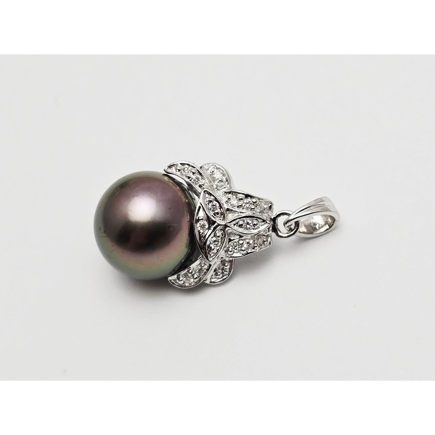 14K White Gold Tahitian Pearl & Diamond Drop Dangle Charm Pendant