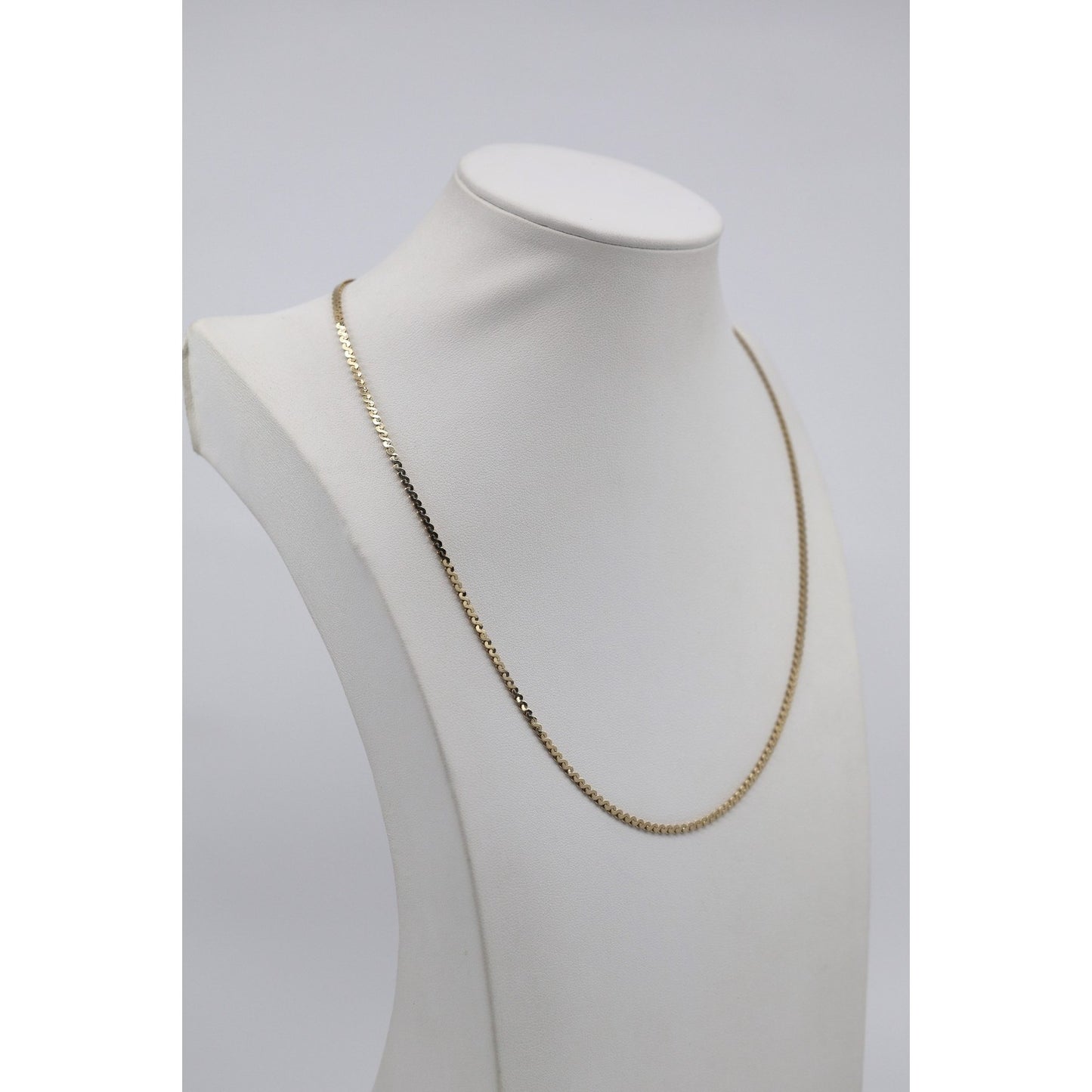 14K Yellow Gold Serpentine Link Chain Necklace