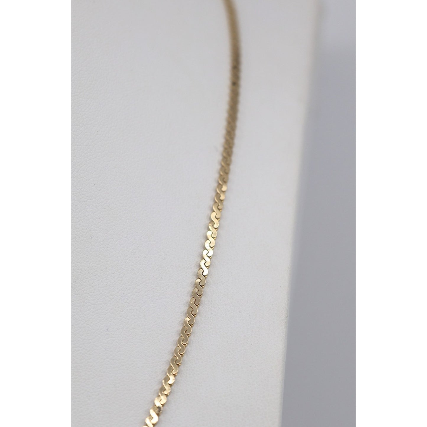 14K Yellow Gold Serpentine Link Chain Necklace