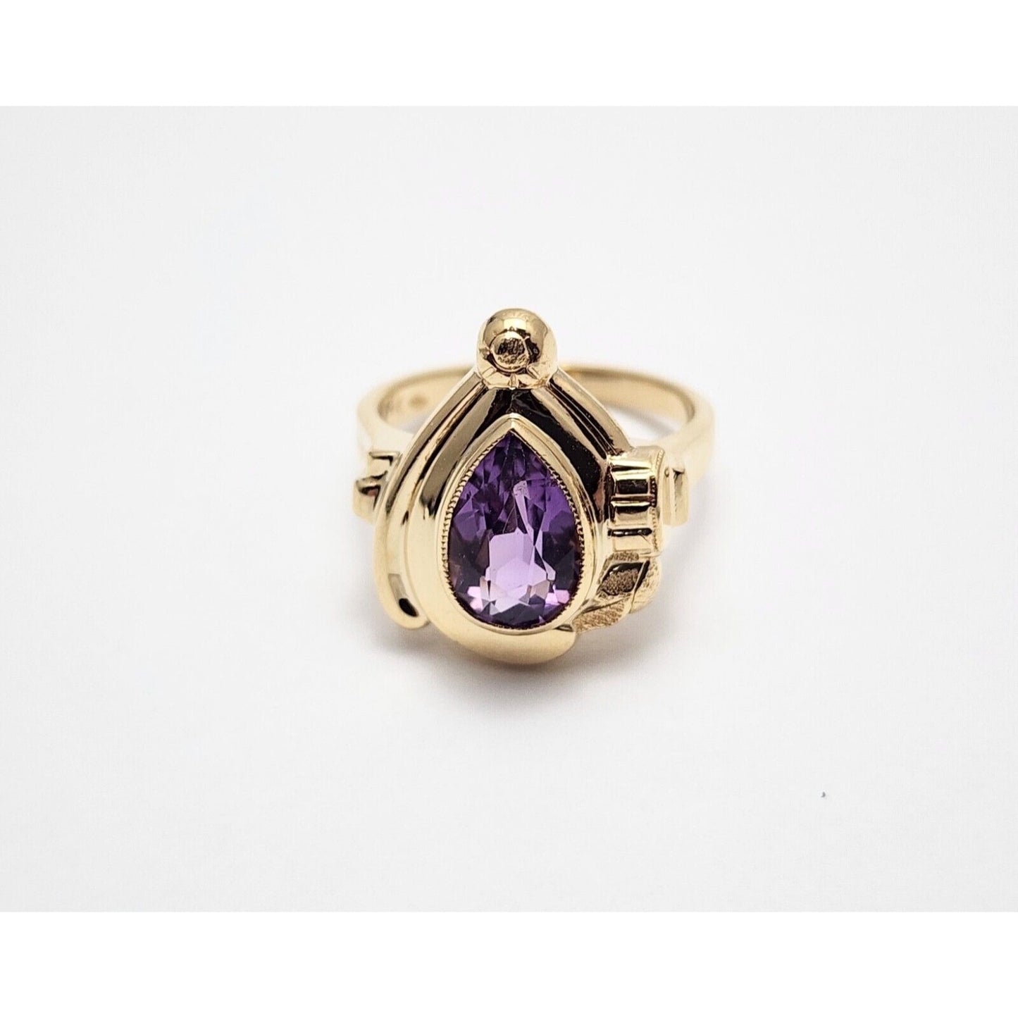 14K Yellow Gold Teardrop Pear Amethyst Ring